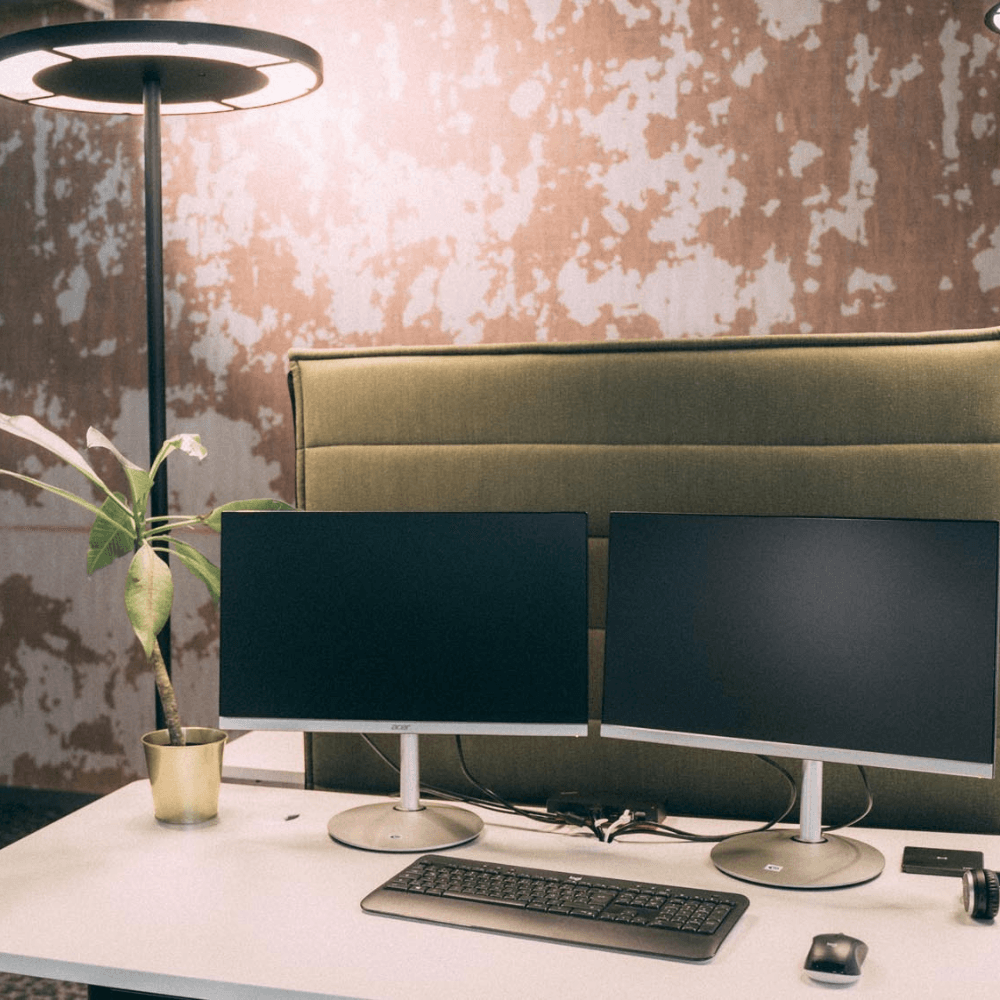 im Büro con Dümpelmann und Kollegen